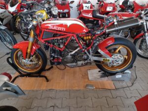 TT-5 Ducati TT