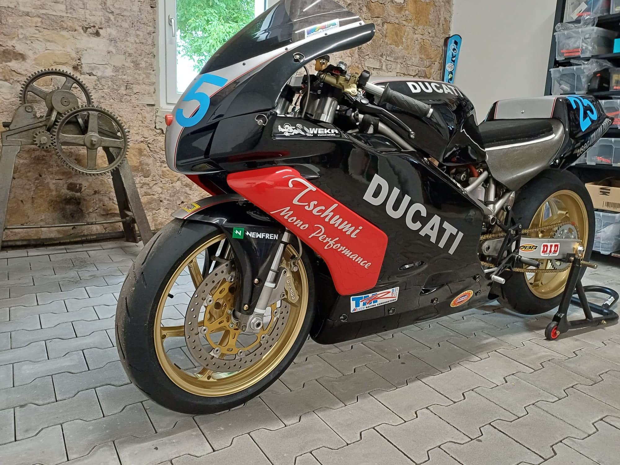 Weka-Racing_Ducati-Mono_